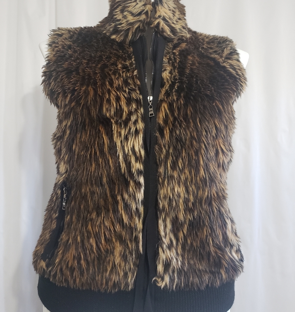 Tahari faux leapord print fur vest - Picture 1 of 6